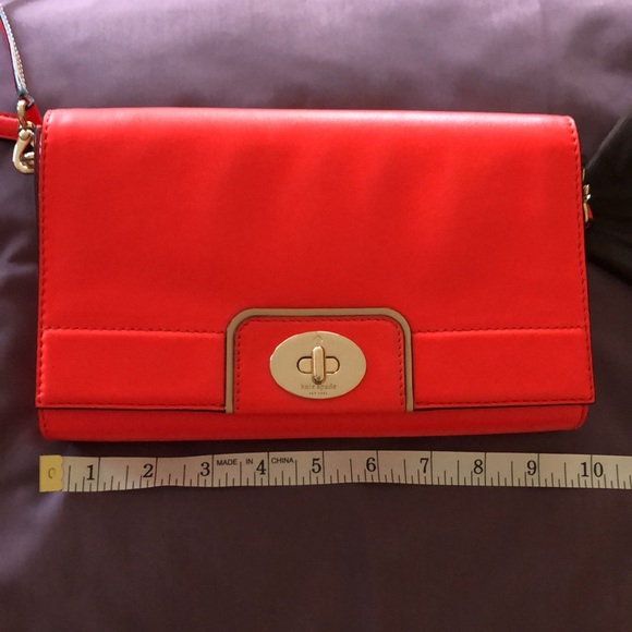 Kate Spade - Picture 5 of 6